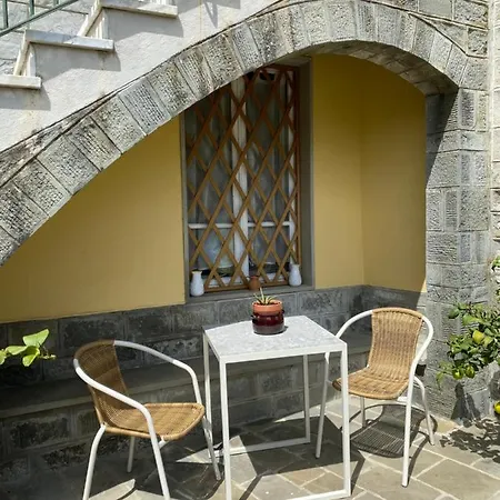 Casa Della Piazza *